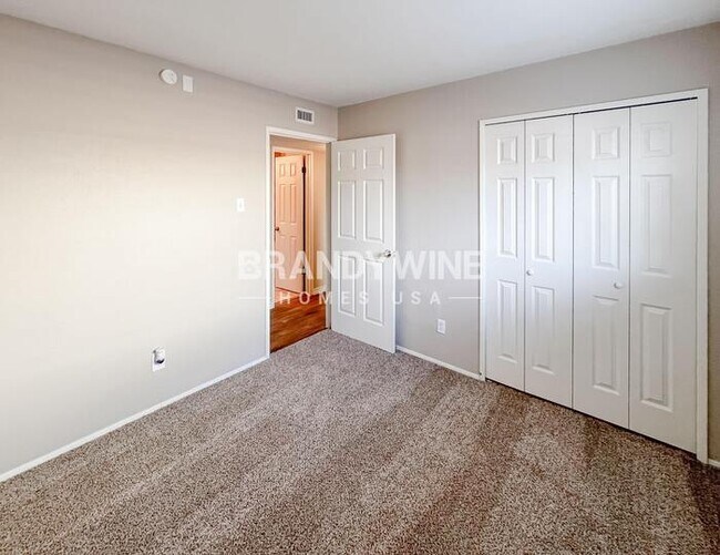 Building Photo - 4426 Mint Dr