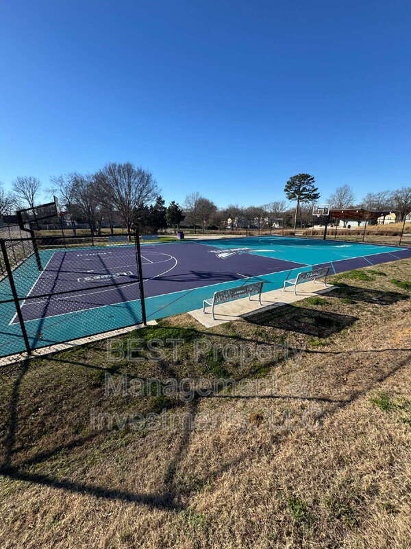 Building Photo - 1305 Norris Ave