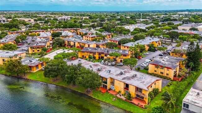 Building Photo - 13761 SW 84th St