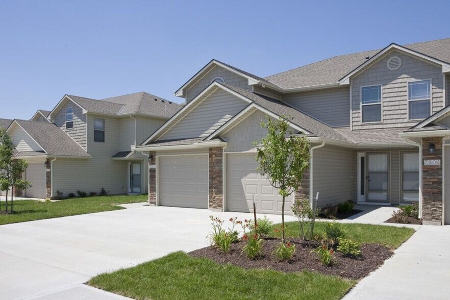 Arbor Mist Townhomes LLC 4780 N Corrington Ave Kansas City MO 64117