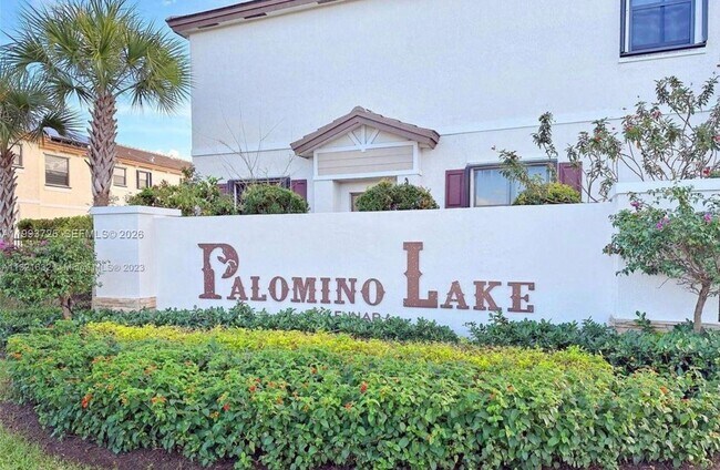 Building Photo - 5942 Mustang Manor