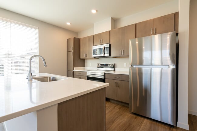 Building Photo - Glendora Flats