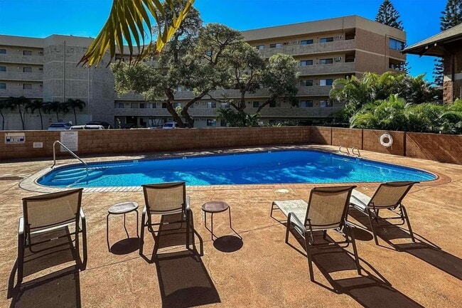 Building Photo - Ocean Front Complex w/ Pool & Amenities, F...