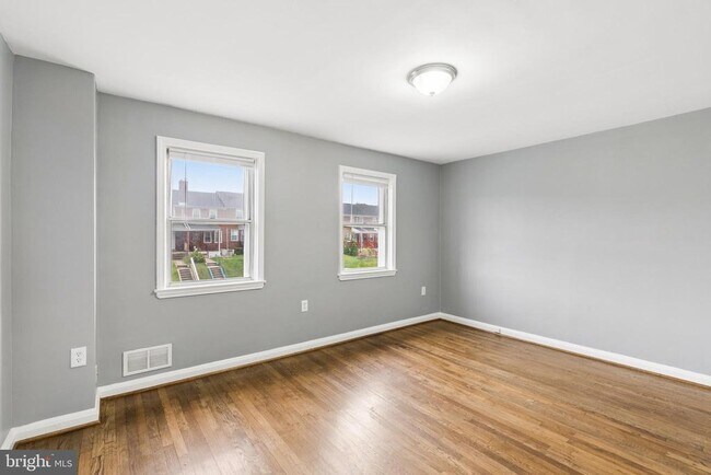 Building Photo - 7136 Eastbrook Ave