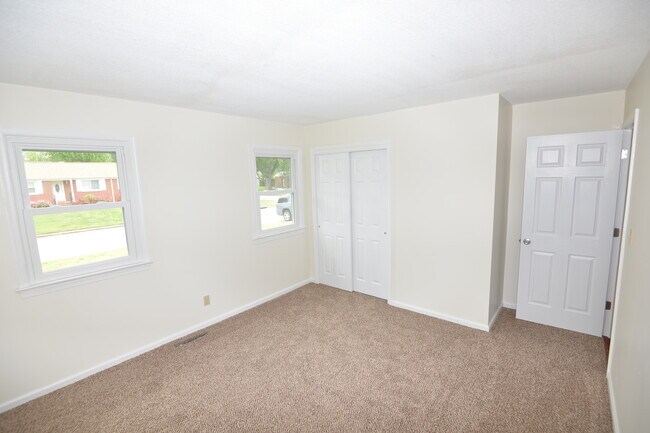 Building Photo - 6101 Tradewinds Ct