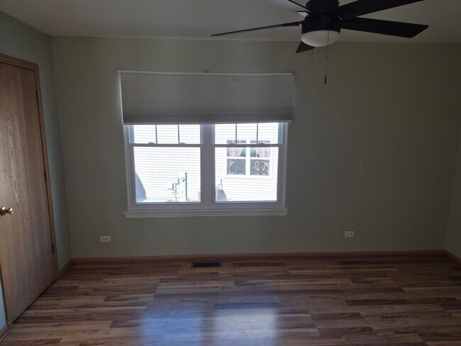 Building Photo - 776 Chesterfield Ln