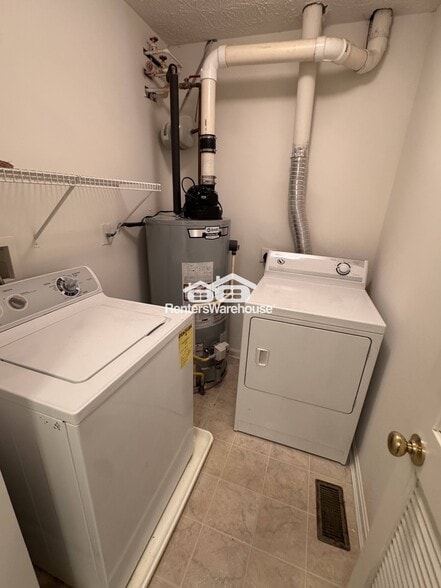 Building Photo - 8077 Brookstone Ct