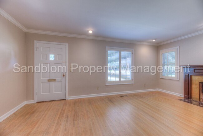 Building Photo - For Lease | Midtown Tulsa | Available Now!