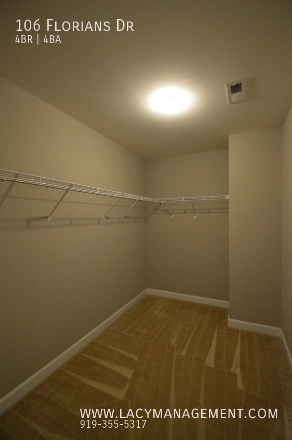 Building Photo - 106 Florians Dr