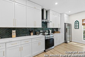 Building Photo - 6790 river