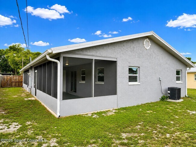 Building Photo - 103 Lagrange Ave