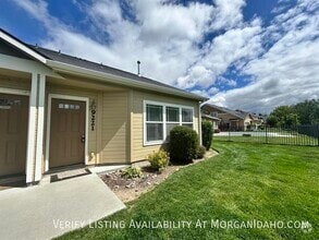 Building Photo - 9221 W Brogan Dr