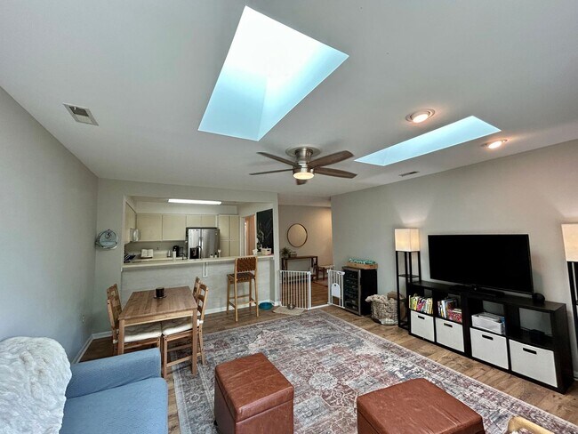 Building Photo - 3BR End Unit w/ Garage, Deck, Patio & 2 Fireplaces, Private fenced Backyard