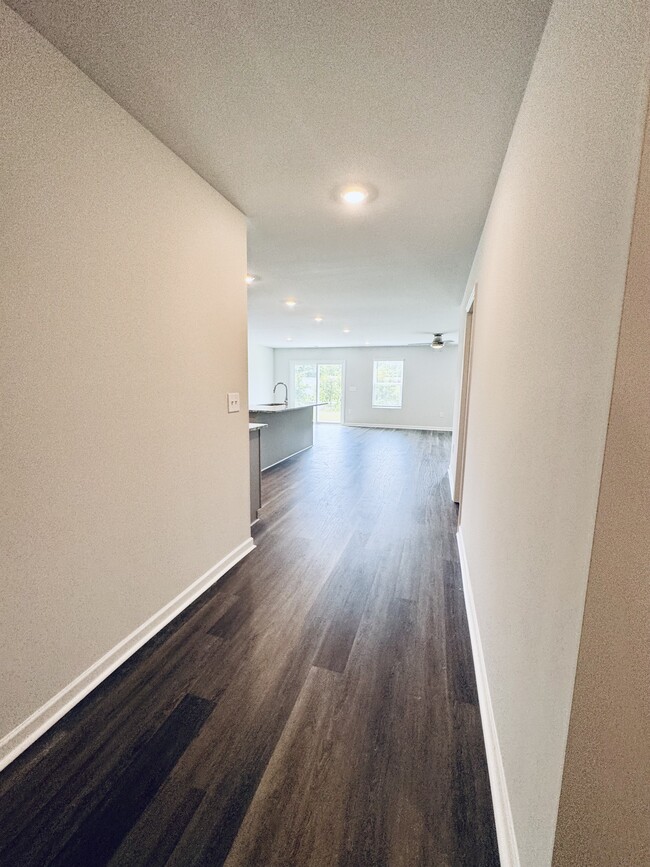 Building Photo - 809 Rivas Ct