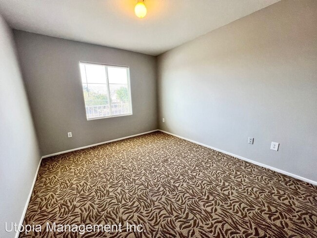 Building Photo - 6 br, 3 bath House - 84118 Avenida Cedrus