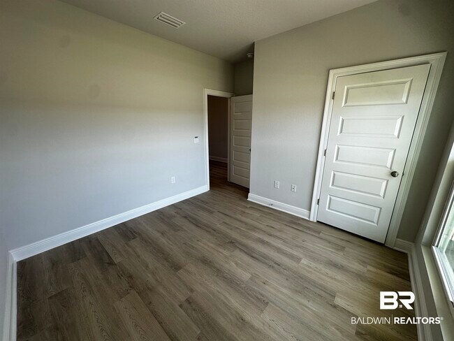 Building Photo - 10162 Lamonica Ln