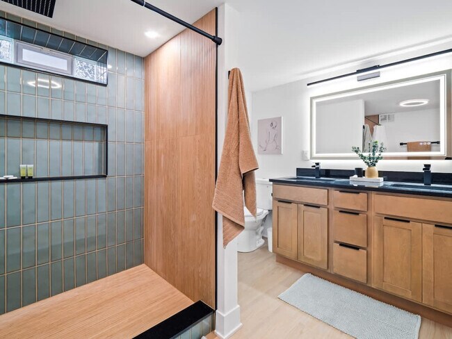 Building Photo - 4155 Ascot Ln