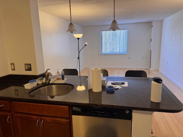 Building Photo - 30 Daniels St