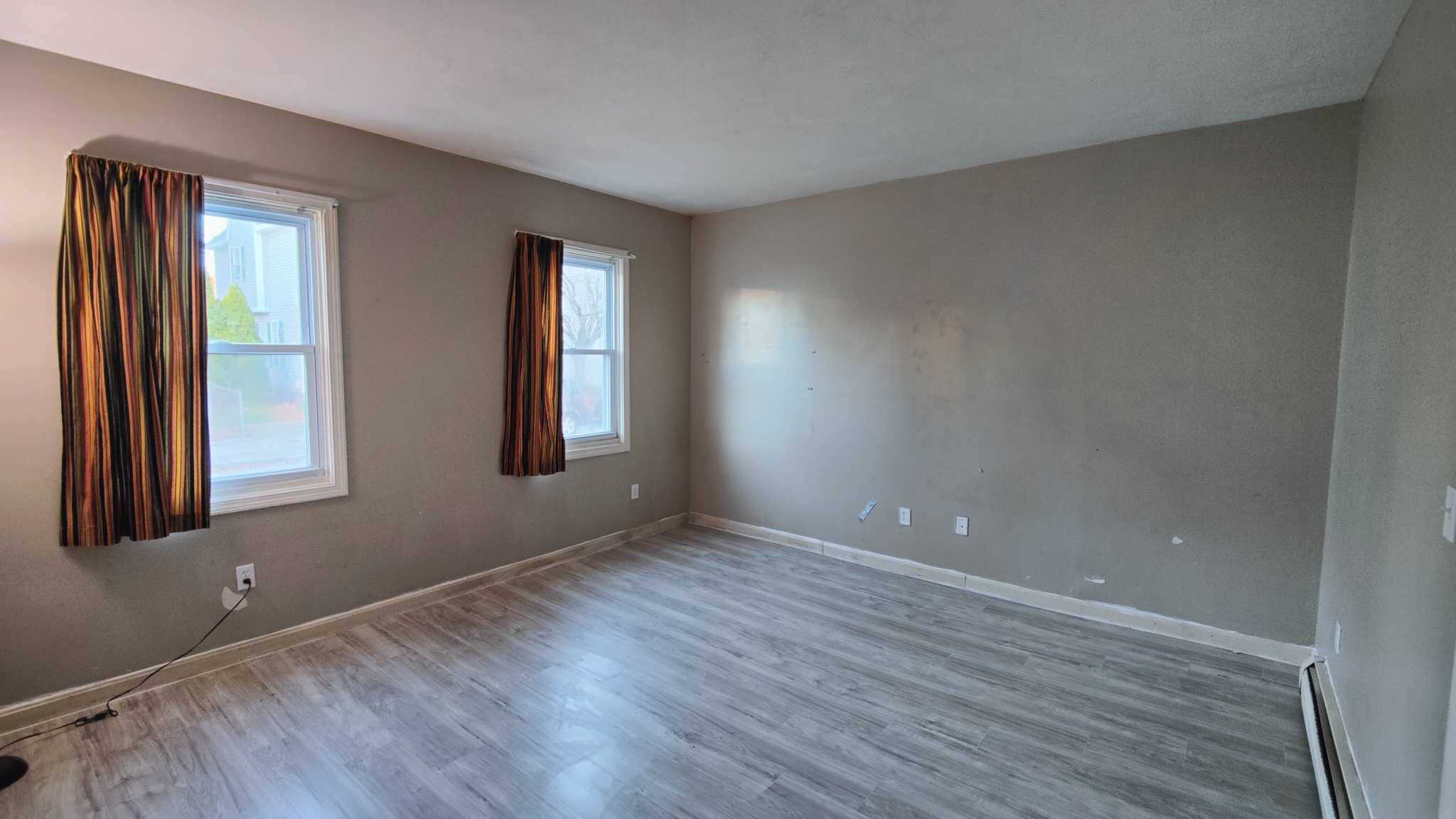 Building Photo - 167 Merrimack St