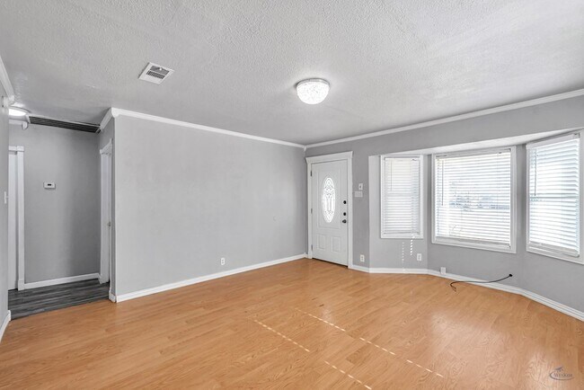 Building Photo - 3519 N Northstar Ave