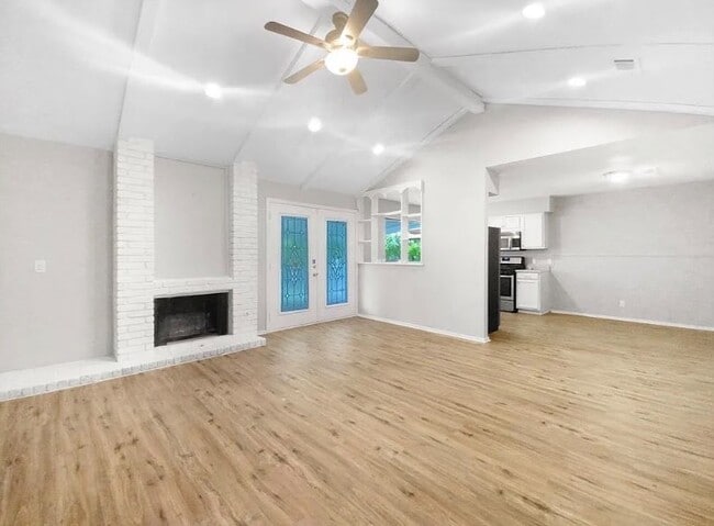 Building Photo - 911 Battle Bend Blvd