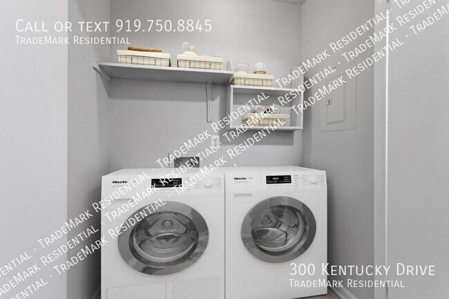 Building Photo - 300 Kentucky Dr