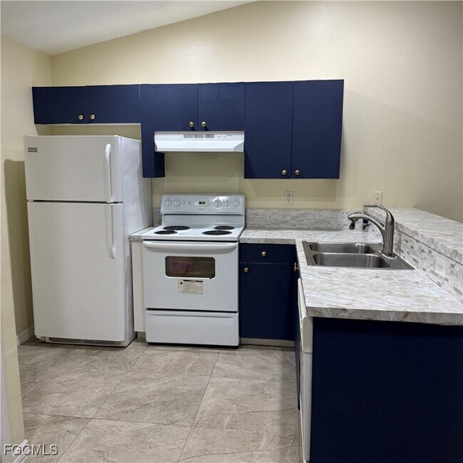 Building Photo - 4707 25th St SW