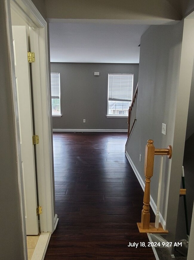 Building Photo - 3 Bedroom Townhouse for Rent in Waynesboro!