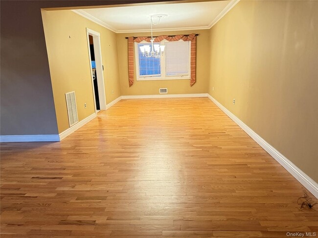 Building Photo - 9 Glen Rose Ct