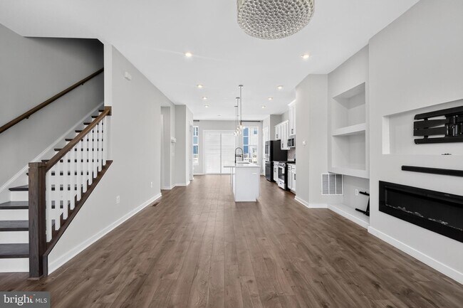 Building Photo - 1743 Autumn Maple Leaf Dr