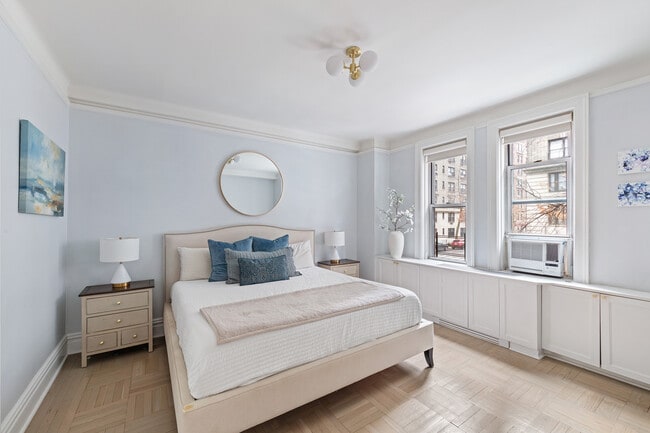 Building Photo - 522 West End Ave