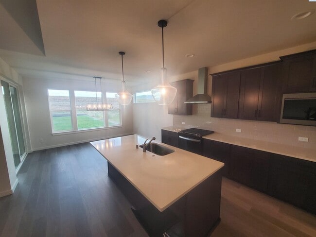 Building Photo - Brand New South Orchard Subdivision Rental