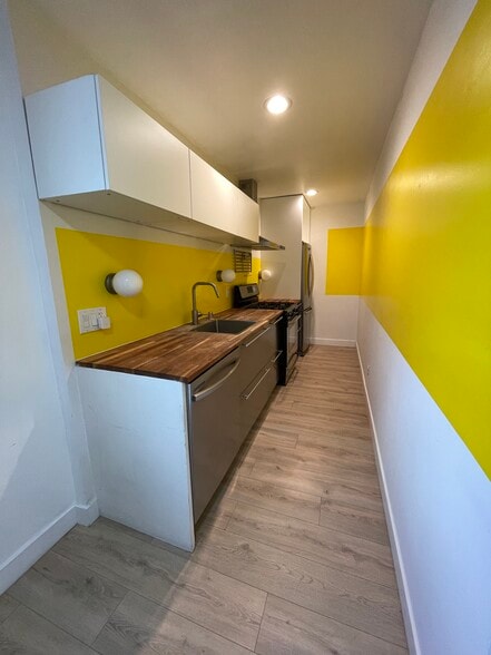 Building Photo - 2725 Dalton Ave