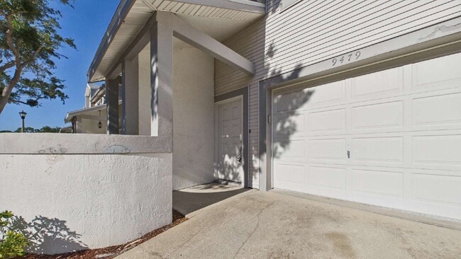 Building Photo - 9479 Tara Cay Ct