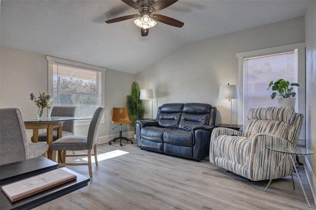 Building Photo - 117 E Euclid Ave