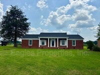 Building Photo - 4983 Washington St