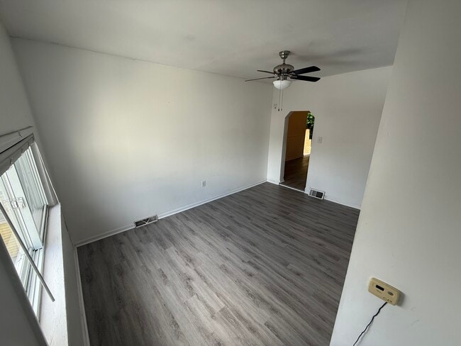 Building Photo - 2514 Josephine St