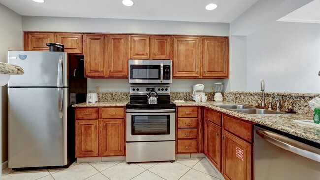 Building Photo - 5101 Beachwalk Pl