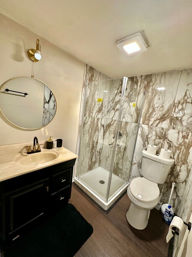 Building Photo - 4927 W Southern Ave