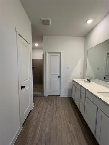 Building Photo - 7032 Camphor Ct