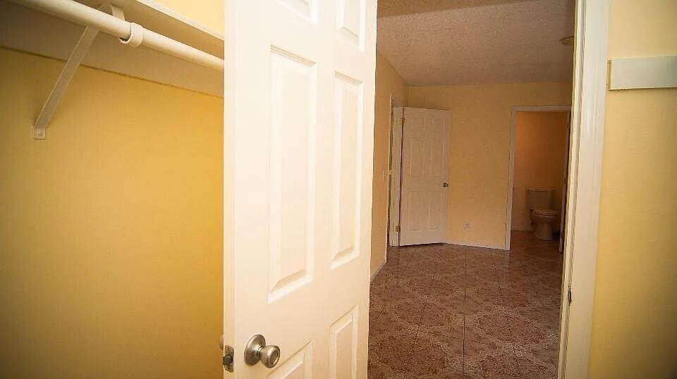 Building Photo - 2436 Bolker Dr