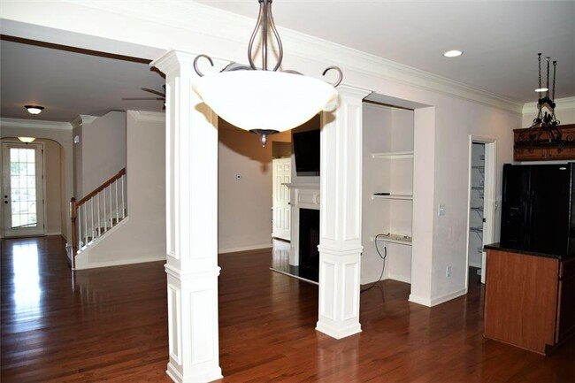 Building Photo - 3356 Sardis Bend Dr