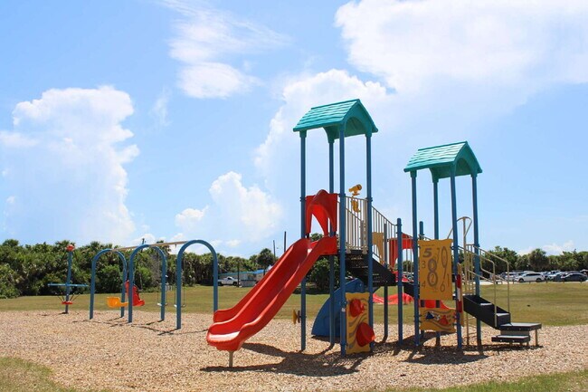 Building Photo - Coastal Elegance Awaits: Stunning 3-Bed, 3-Bath Retreat in Cocoa Beach