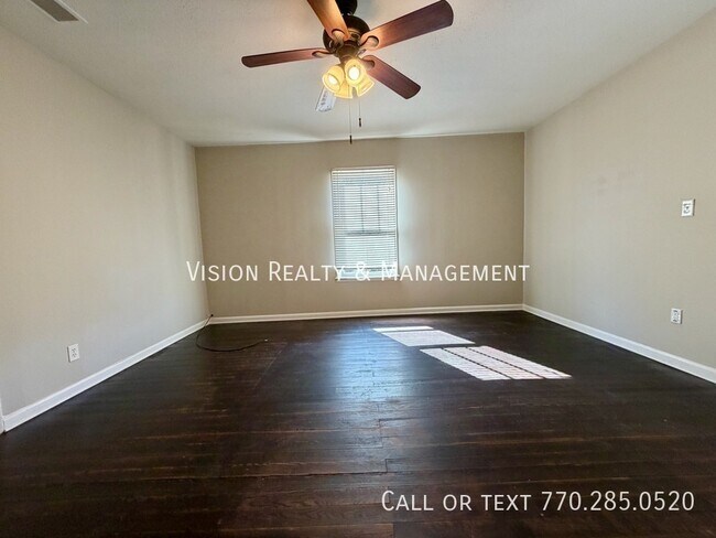 Building Photo - 3284 Stillwood Dr