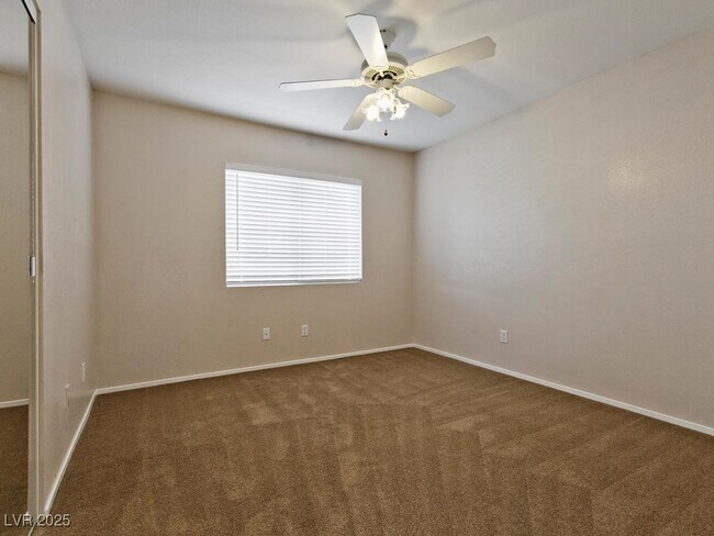 Building Photo - 2248 Midvale Terrace