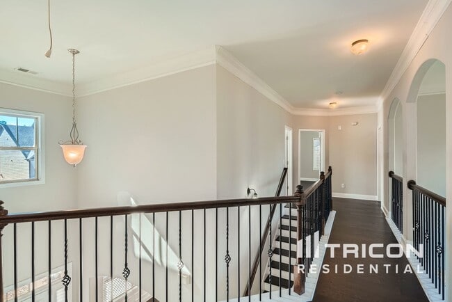 Building Photo - 3768 Lake Haven Way