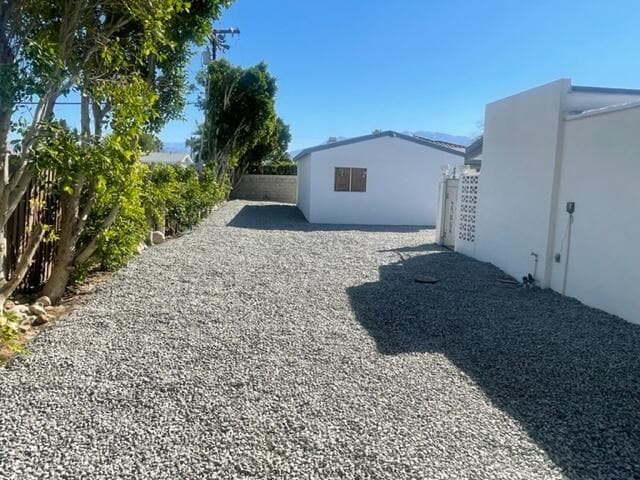 Building Photo - 2630 N Biskra Rd