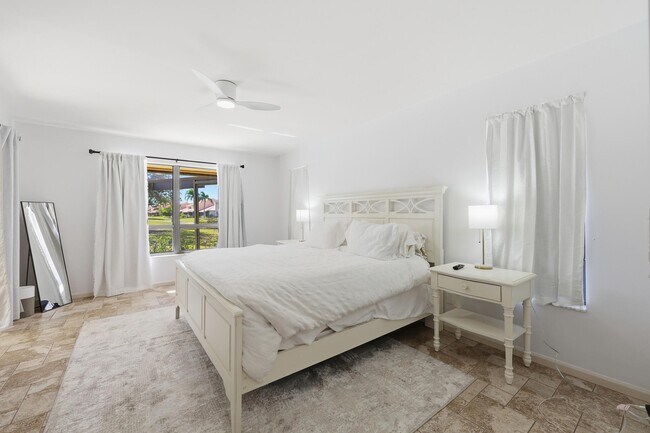 Building Photo - 3 Old Fence Rd