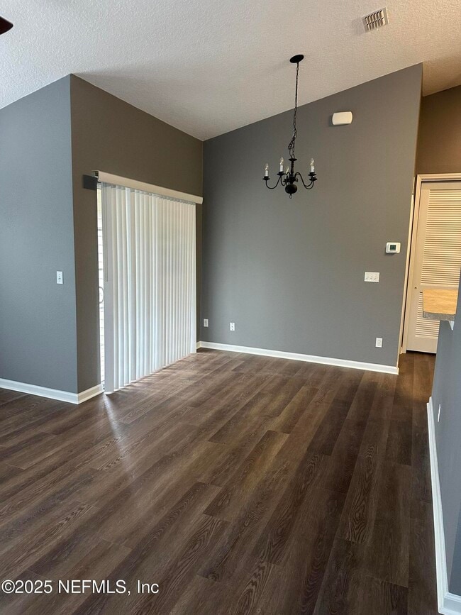 Building Photo - 575 Oakleaf Plantation Pkwy