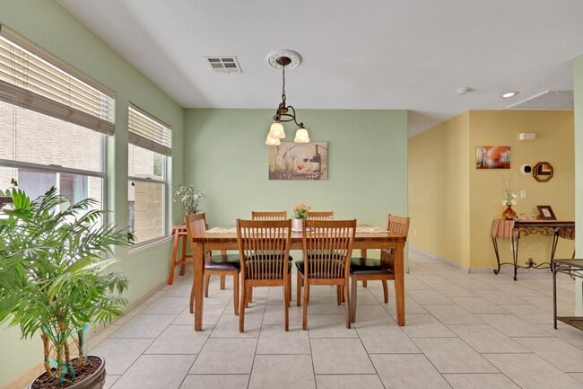 Building Photo - Southern Highlands 3 Bed 2 Bath Single-Story Home with Large Kitchen, Open Layout, Covered Patio